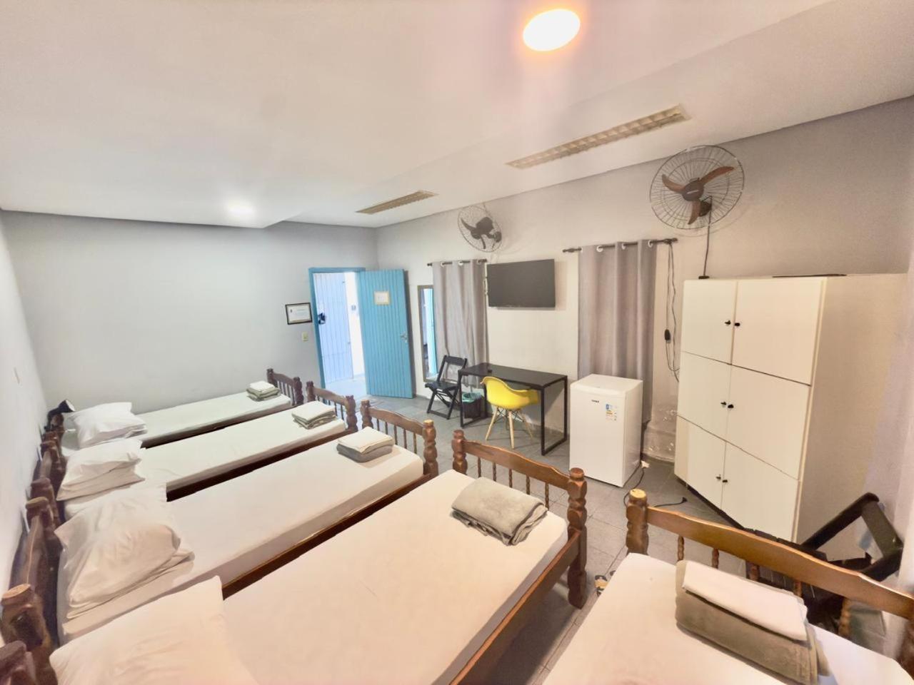 Hostal Family Consulado Americano